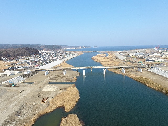 湊橋の空撮写真2