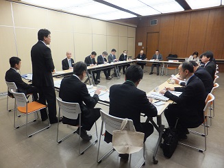 写真：会議の様子