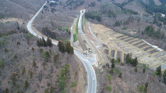 梁川～口内工区の起点（奥州市）側工事状況写真