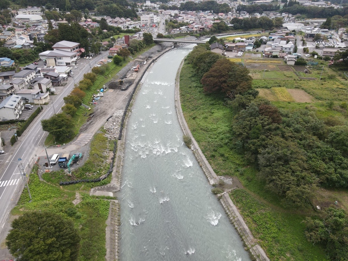 小本川岩泉橋上流写真