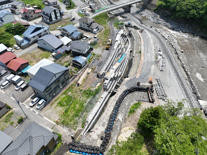 写真：小本川　市街地工区2