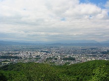 盛岡市岩山展望台から見る盛岡の街の景観