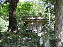 一関市本寺地区から見る慈恵大師拝殿の景観