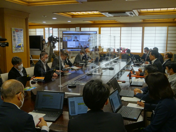 写真：会議の様子