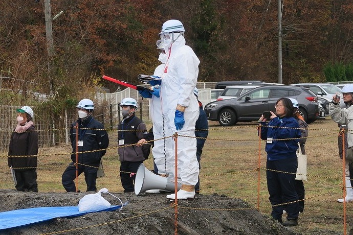 埋却作業の指揮（訓練）
