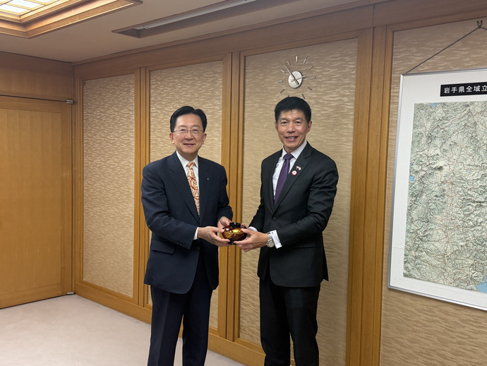 オン・エンチュアン駐日シンガポール共和国特命全権大使