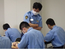 写真:前期試験5