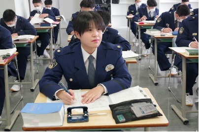 写真：短期4